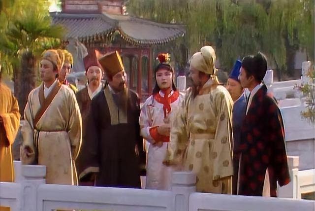 高考作文解讀：曹雪芹是取名大師，賈寶玉的沁芳為何是妙名