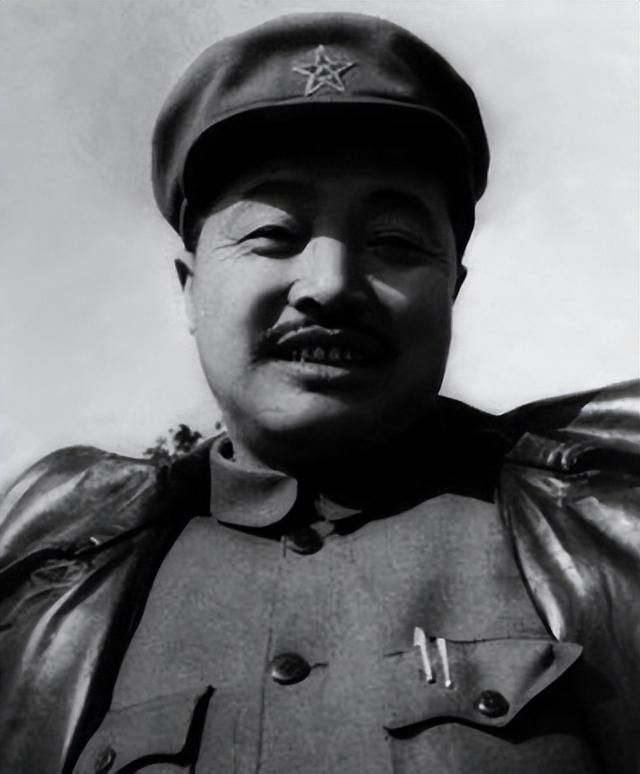 十大元帥之首朱老總，在授銜時(shí)編號(hào)卻是“004”，那么“001”是誰(shuí)