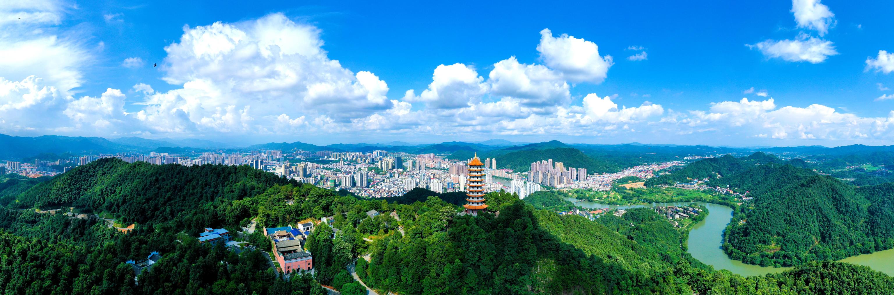 走進縣城看發(fā)展丨湖南瀏陽：千年古邑歌中潤 一河詩畫福滿城