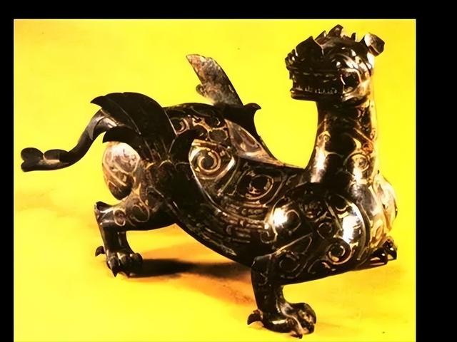 003年河南老農(nóng)釣到一只“烏龜”，背上插4支箭，估值超過(guò)18億"