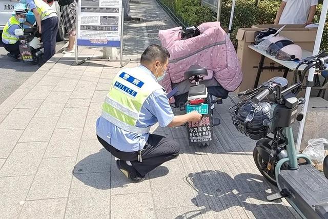 舉全區(qū)之力堅決打贏這場攻堅戰(zhàn)！羅莊區(qū)委書記強調(diào)，向全區(qū)人民交上一份滿意答卷！
