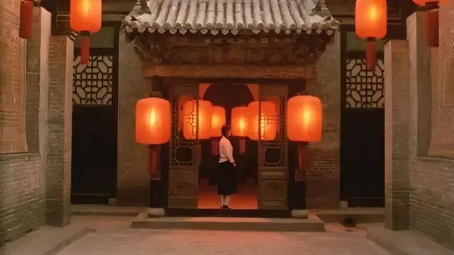 活得通透的人，往往有這4個特征