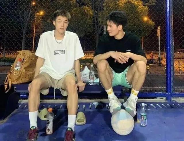 這幾個小哥哥，你選擇哪一個呢？