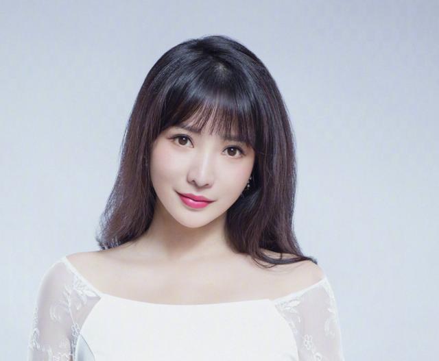 “三湘美女”真的多！這10位湖南籍女星，個個膚白貌美，楚楚動人