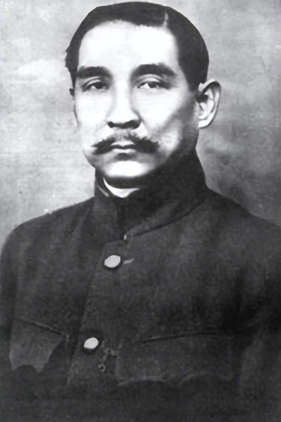 925年孫中山病危，堅(jiān)持睡地上還念叨有冰更好，宋慶齡都不知原因"