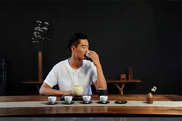 一天一個(gè)成語(yǔ)：三生有幸