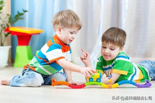 屹字五行屬什么及解釋屹字五行屬什么的意思