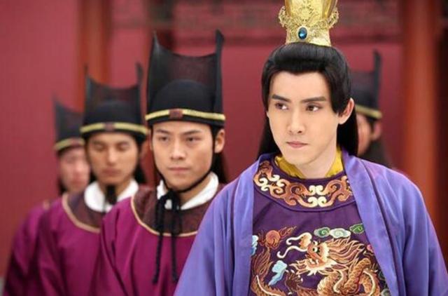 明朝一共16位皇帝，把他們的名字連起來(lái)看，會(huì)發(fā)現(xiàn)一個(gè)神奇的組合
