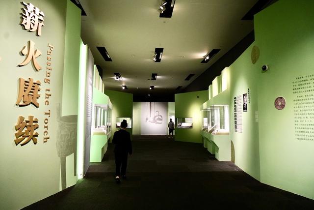 看一部古代錢幣小史，羅伯昭捐贈展亮相國博