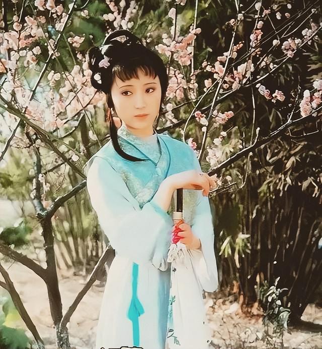 “神仙妹妹”陳曉旭的傳奇人生，卻是紅顏薄命