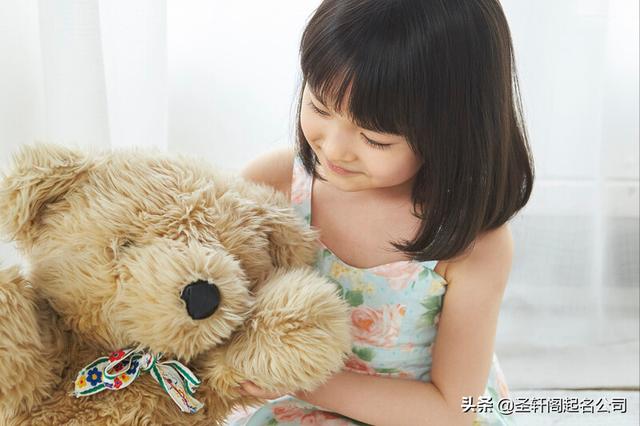 女孩起名 罕見百搭，吉祥美好的女孩名字大全