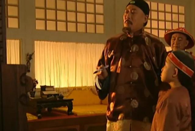 康熙拿出弘歷生辰八字，相士：女必為娼、男必為皇，后來字字應(yīng)驗(yàn)