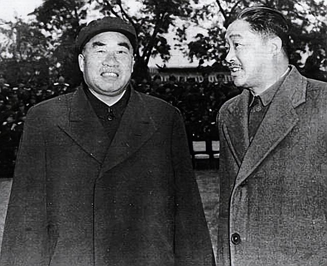 趙力平多次拒絕朱德兒子求愛，賀龍問其原因，趙力平：他家官太大