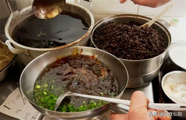 成都冒菜界的“天花板”，20年不掛招牌不起名，一天只賣3小時