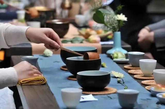 掌握9種品茶術(shù)語(yǔ)，知其然知其所以然，雅