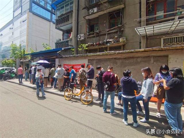 成都冒菜界的“天花板”，20年不掛招牌不起名，一天只賣3小時