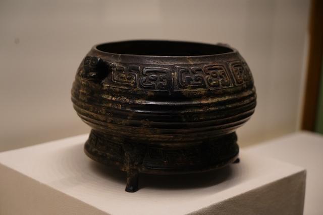 看一部古代錢幣小史，羅伯昭捐贈展亮相國博