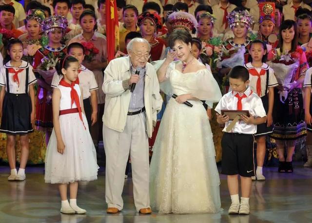 難忘喬羽，乘那小船兒去