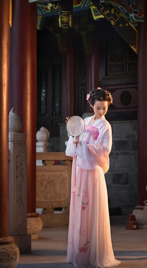 《生查子》男女情愛(ài)第一詞牌