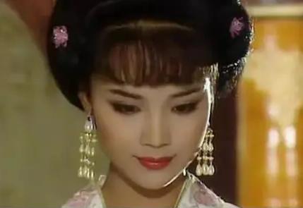 小姑娘取名：溫婉。我寫了幾個名字，朋友立馬改名