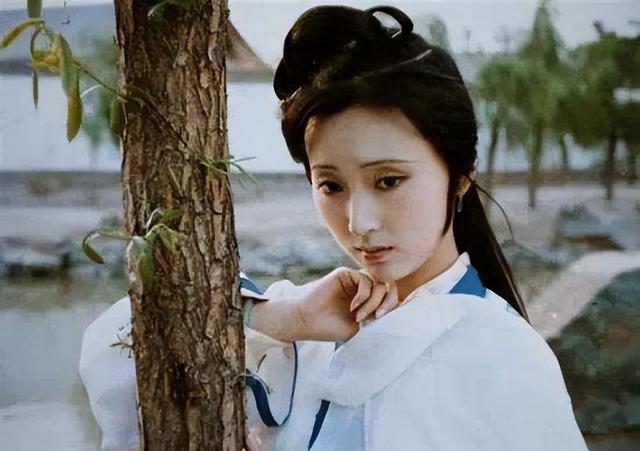 “神仙妹妹”陳曉旭的傳奇人生，卻是紅顏薄命