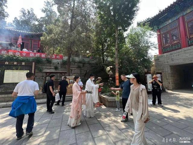 “嶧”舉高“粽”等，嶧山風(fēng)景區(qū)“粽”情歡歌