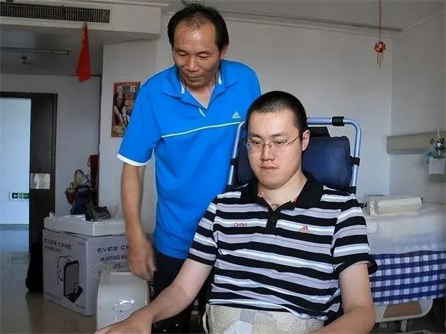 湯淼艱難的育女經(jīng)歷！為要孩子跑遍各大醫(yī)院，感嘆孩子來的不容易