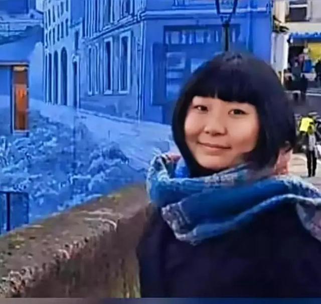 美國CNN為毒教材喊冤，旅居德國的畫家萬昱汐崇洋媚外
