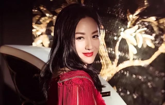 “三湘美女”真的多！這10位湖南籍女星，個個膚白貌美，楚楚動人