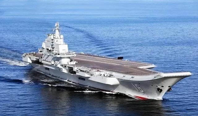 03航母冠名大戰(zhàn)一觸即發(fā)，網(wǎng)友們吵翻了，海軍命名規(guī)則了解一下"