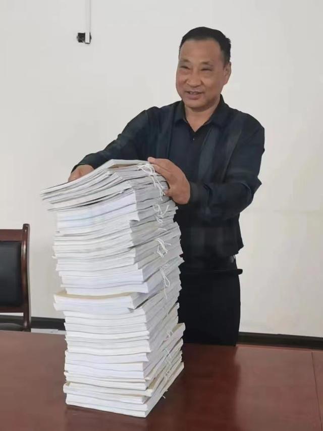 愷和凱哪個(gè)字含義好愷配什么字取名寓意吉利？凱和愷哪個(gè)字含義更好！