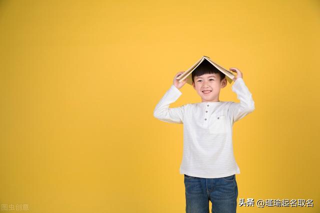 曜字取名寓意(女孩)？曜字女孩名字！