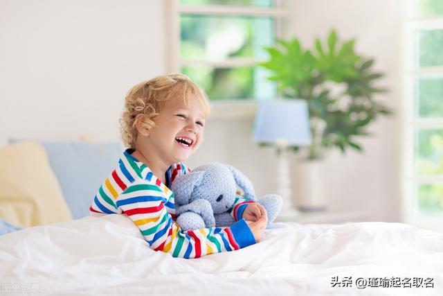 愉字的五行屬性是什么意思和含義？愉字的五行屬性是什么意思怎么讀！