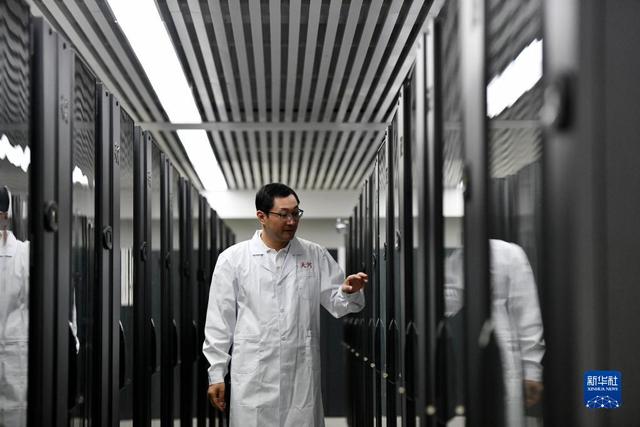 磊字五行屬什么？康熙字典磊字五行屬什么！
