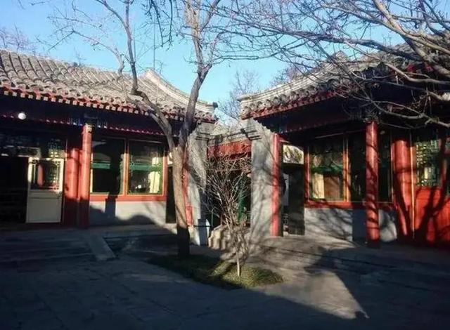 井字中間加一點(diǎn)是什么字粵語(yǔ)？牛肉井字中間加一點(diǎn)是什么字！