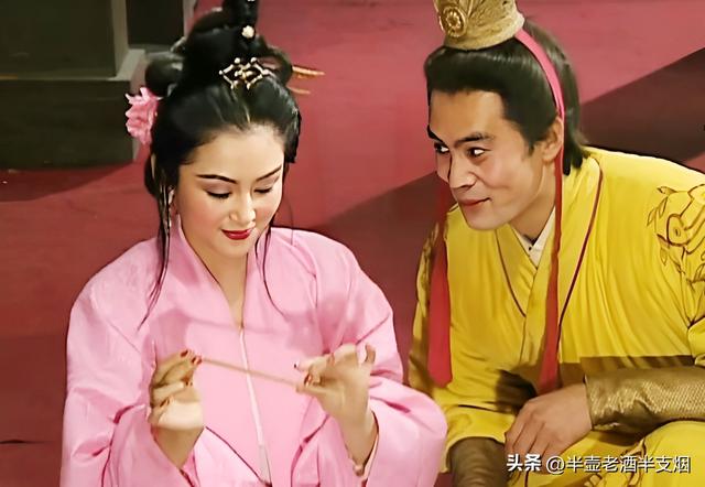 皺眉頭的歇后語？眉頭一皺下一句是什么歇后語！