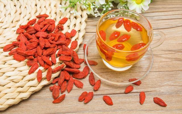 堅(jiān)韌的意思解釋？堅(jiān)定的意思解釋！