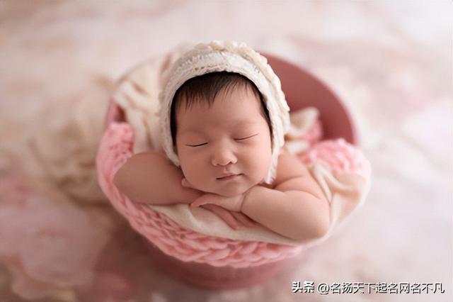 如何起名字_新生兒免費(fèi)？如何起名字_新生兒屬虎的男孩！