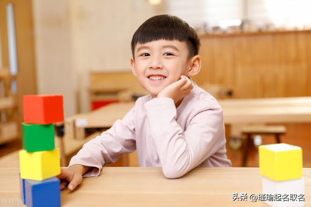 起名字大全免費(fèi)2023年男孩？起名字大全免費(fèi)2023年女孩！