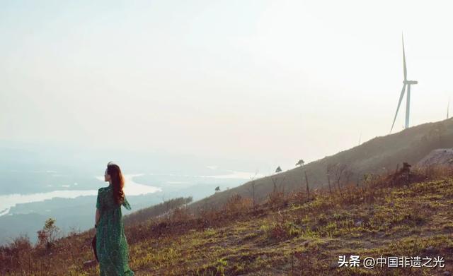 閑的意思？銜的意思！