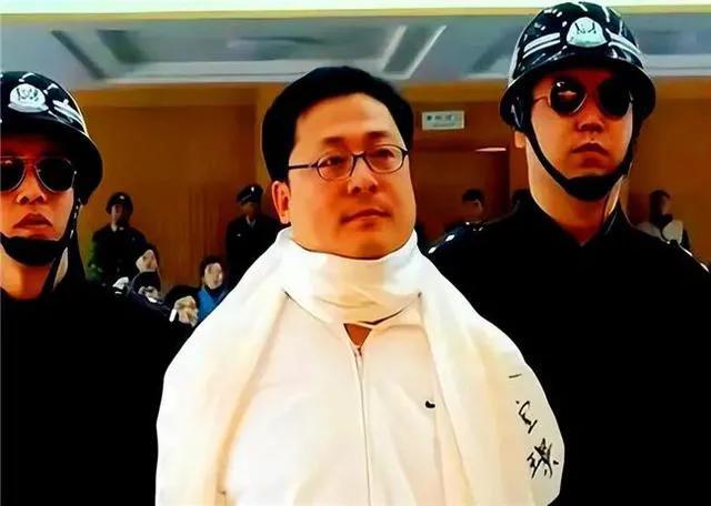 袁姓男孩起名霸氣十足，袁姓男孩起名霸氣十足的名字